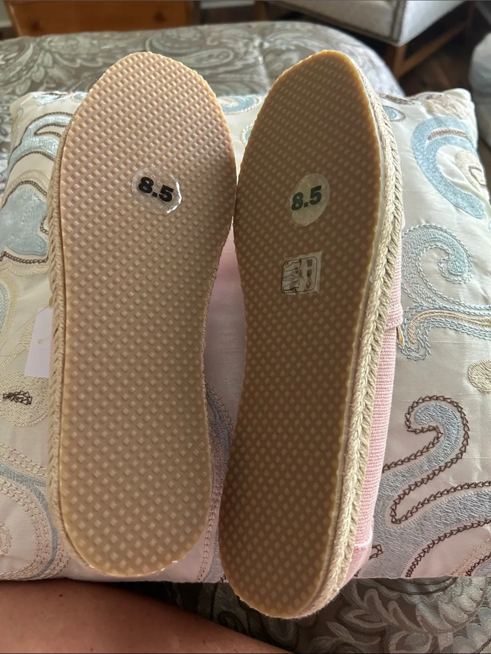 Bronca Pink Canvas Slip-On Flats